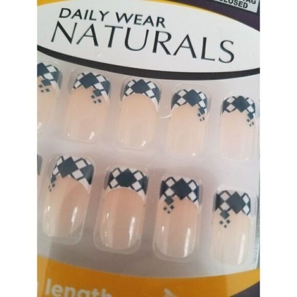 Artificial Nails by Nailene #21101 Nude & Argyle Pattern Tip 24 Nails - Picture 2 of 5